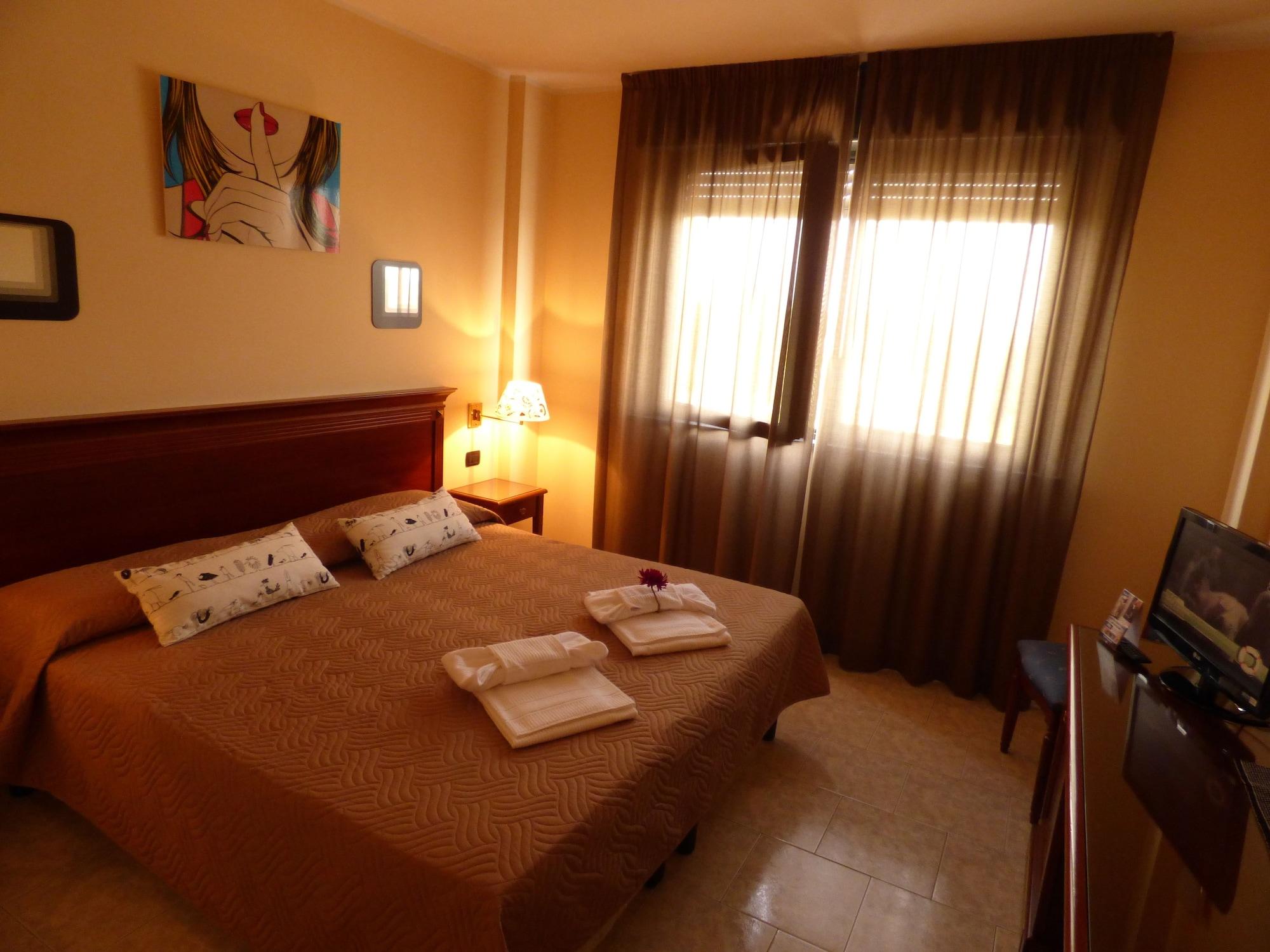Hotel ฟีเดนซา ภายนอก รูปภาพ