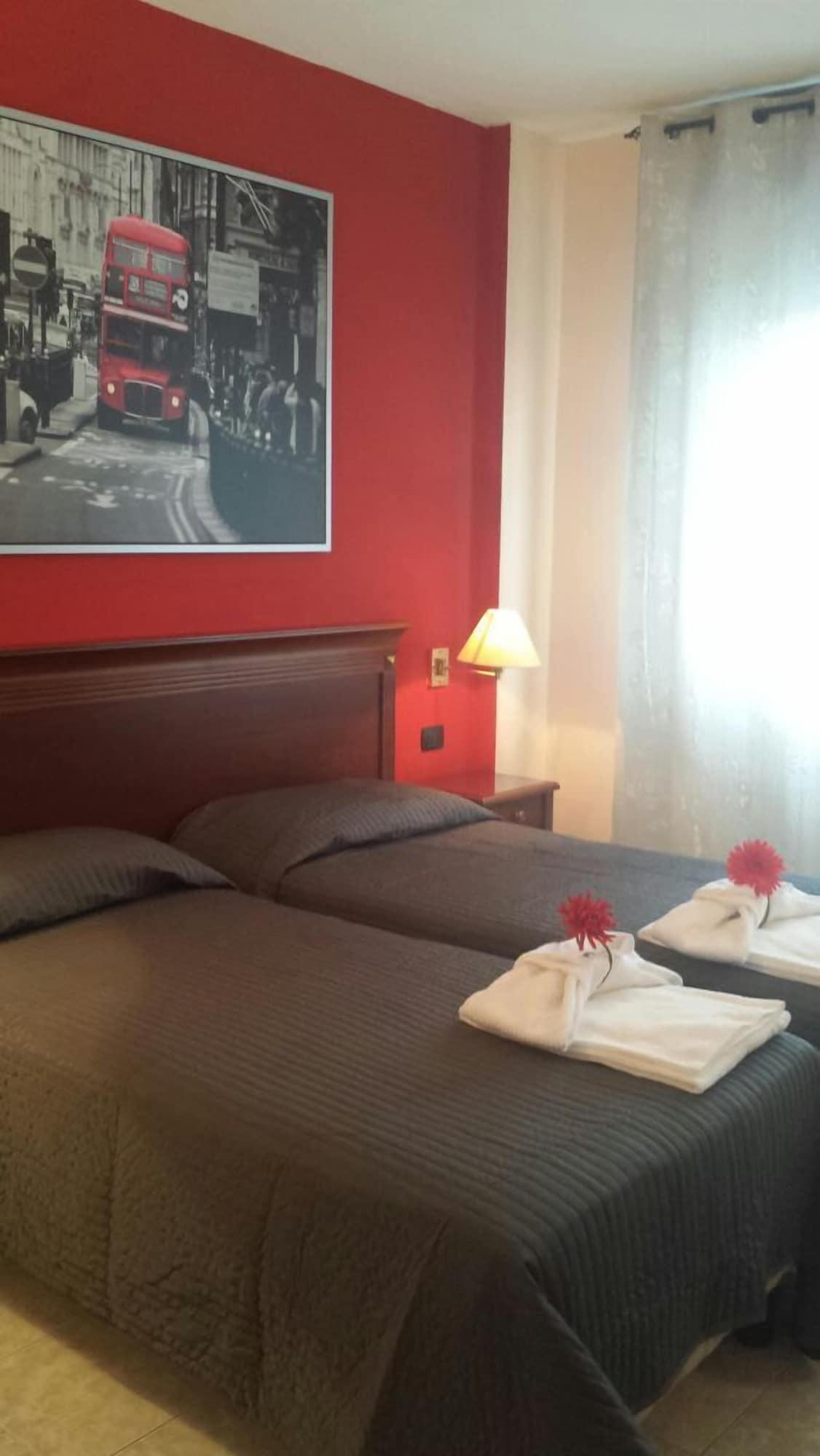 Hotel ฟีเดนซา ภายนอก รูปภาพ